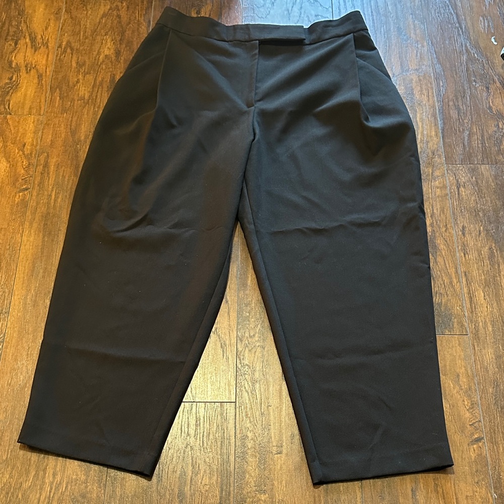 Zara Black Cropped High Waisted Trousers Capri Pants